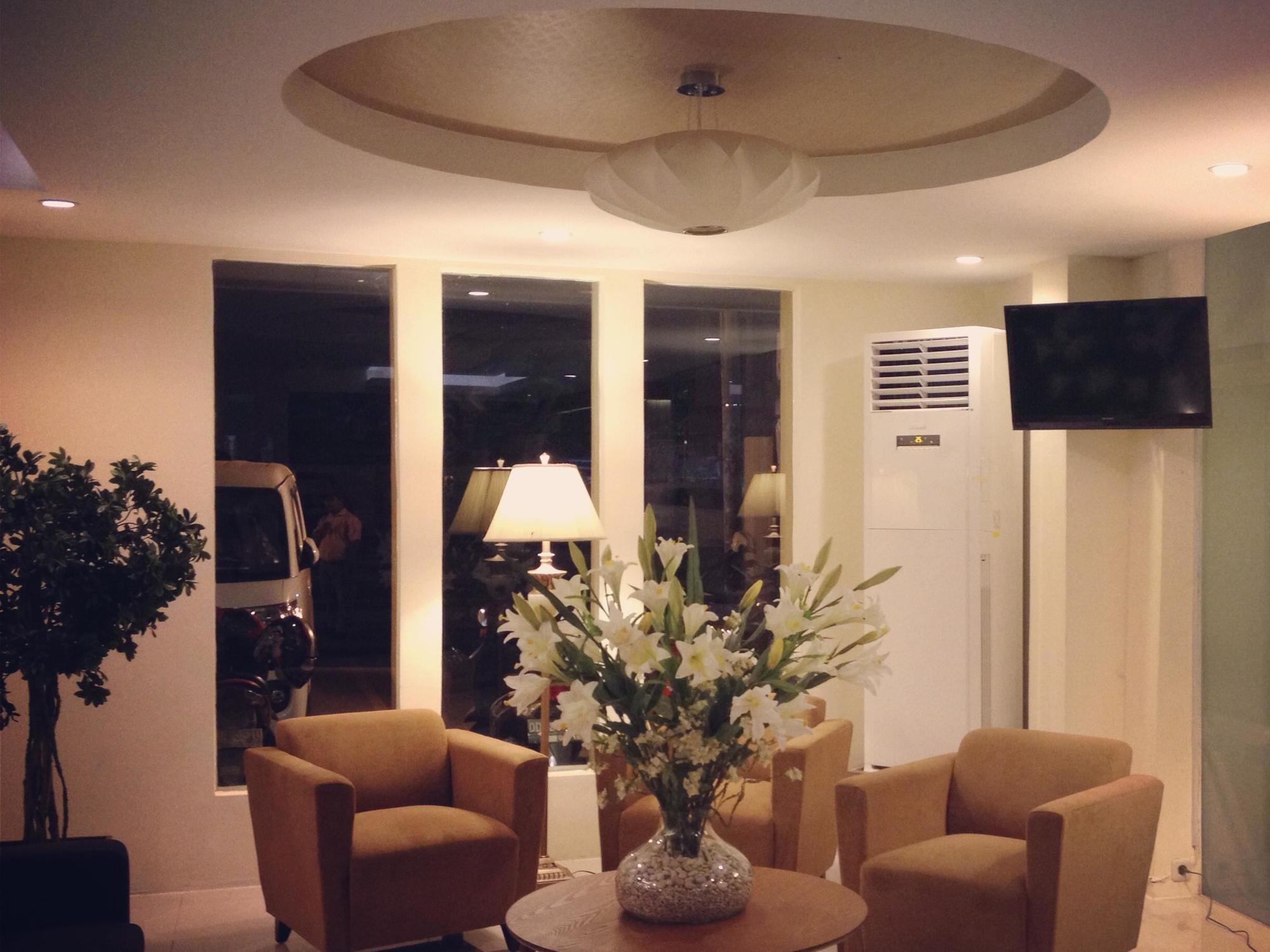 Ramayana Hotel Makassar Exteriör bild